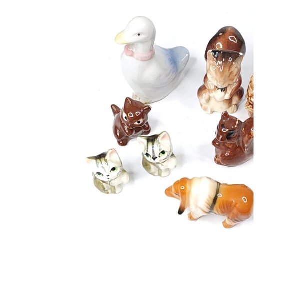 Vintage Lot of 9 Miniature Small Kittens Cats Squirrels Duck‎ Vase Ceramic Bone - Picture 3 of 6